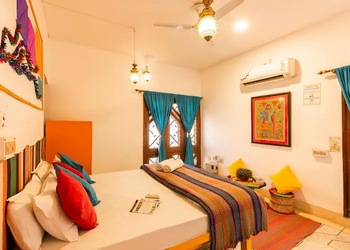 Gostops Lite VaranasiHostel